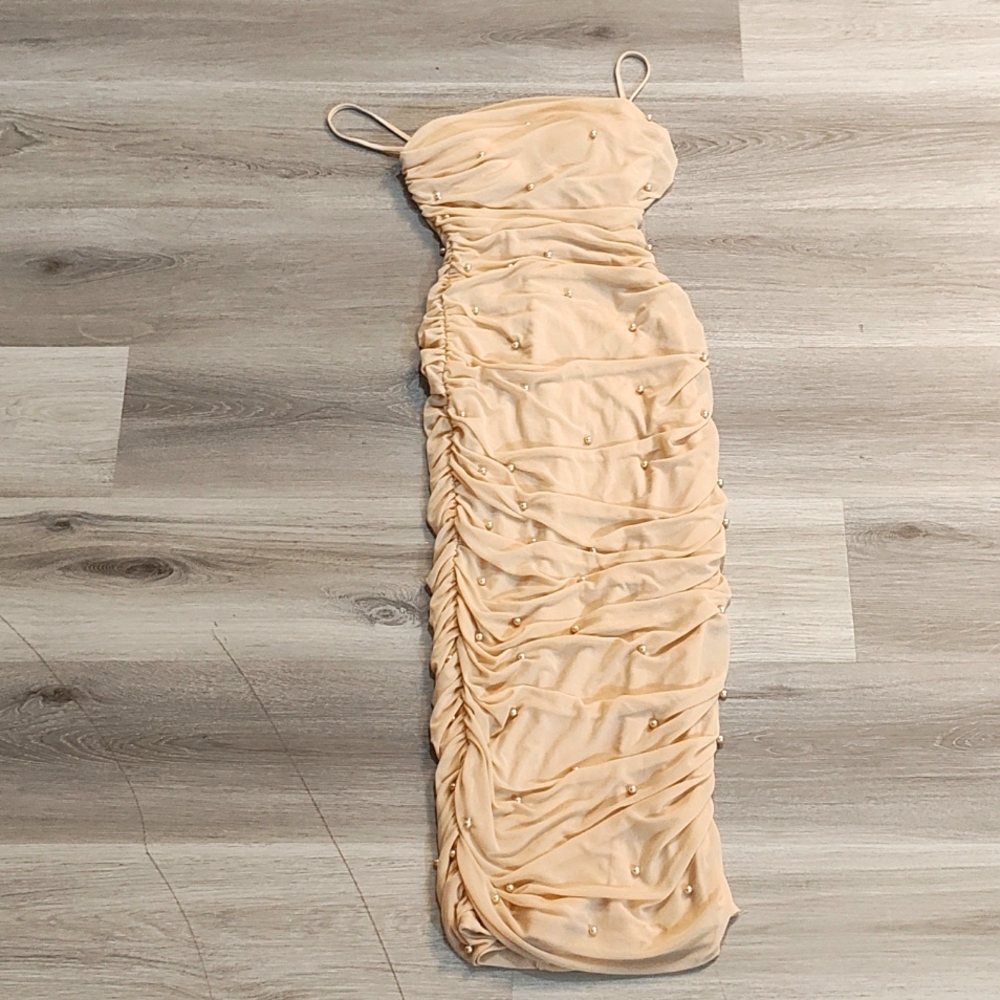 **5/$25**Streetwear Society Blush Pink Midi Party Dress